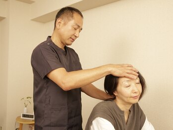 整体院 修/座位で首の施術【綱島/肩こり】
