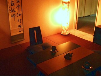 もみや/【店内】　扉を開けると…