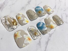 プルメリアネイル　8800円