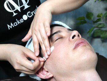メイククラッシュ 五反田(Make●Crush)の写真/顔全体(おでこ/目周りこめかみ/頬/鼻)の産毛をワックスで処理し一気に清潔感UP!古い角質も取れ美肌効果も◎