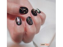 マニクション ネイルズ(M2CT NAILS)/左右対称ネイル