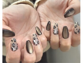 ヒュッゲ(Hygge)/冬っぽヒョウ柄ネイル