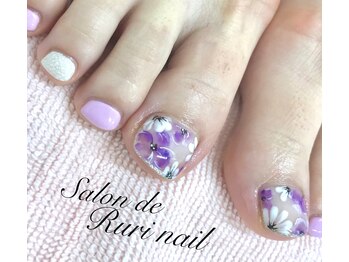 サロンドルリネイル(salon de Ruri nail)/上品フラワー♪