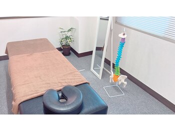 ナオル整体 勝田台院(NAORU整体)/施術ベッド・勝田台・矯正・整体