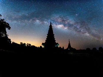 アジアンリラクゼーション ヴィラ 福岡東店(asian relaxation villa)/タイ；チェンマイ大仏塔