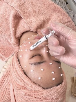 サロン ド ミモザ(Salon de Mimosa)の写真/質にこだわった自慢の商品で圧倒的な透明感とハリ艶肌へと導きます!!韓国肌管理で自分史上最高の肌へ♪