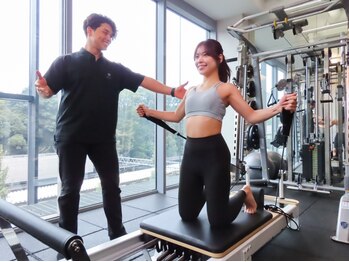 フラクタルスタイル 原宿 表参道(FRACTAL STYLE)の写真/【完全個室/ピラティス】ハイレベルなピラティスを。マンツーマンで身体の癖を理解し、正しい使い方へ！