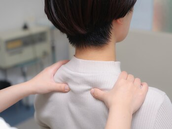 横山整骨院 アンド ヨモギビューティー(YOMOGI BEAUTY)/整体