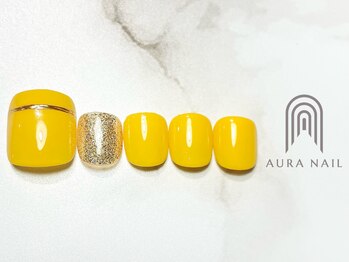 オーラ レアレア市川店内(AURA)/元気なイエロー×ラメのフット！
