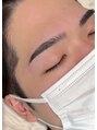 コウ 博多(KOU.)&nbsp;眉の濃さがお悩みの方は間引きがお勧めです！［メンズ眉毛］