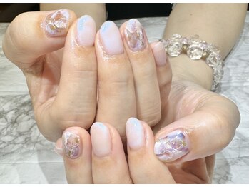 アリイネイルズ(ALII Nails)/ニュアンスネイル