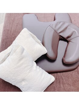 クーレ(cure)/長時間の施術も、ずっと楽な姿勢