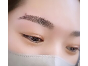 ウラロージュ(uraloge)/ハリウッドブロウリフト