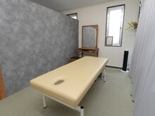 骨盤矯正/肩こり/腰痛/産後マタニティ整体/肩甲骨/猫背/小顔矯正