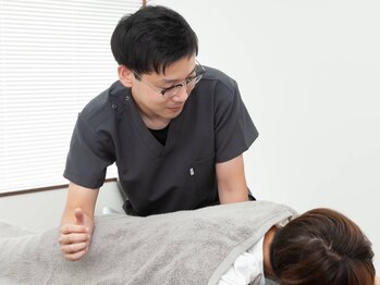 シームル/猫背矯正/姿勢改善/ボディケア