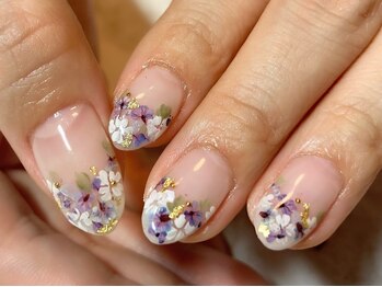 アミネイルズ(AmiNails)の写真/流行を取り入れた毎月変わる定額デザイン多数ご用意◎上品シンプル～最旬トレンドまでお好みに合わせて♪