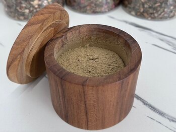 アウン 高島本店(aUN)/特許技術ミラクルよもぎパウダー