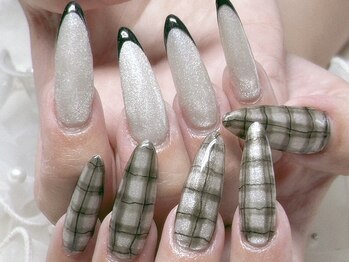 ハニービービー(Honey Bee Bee)/シースルーチェックロングネイル