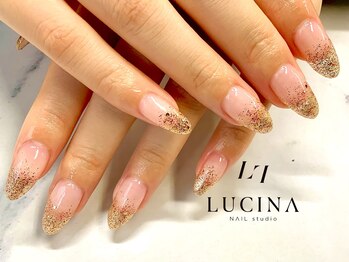 ネイルスタジオ ルキナ(LUCINA)/T-035 ラメグラデーション