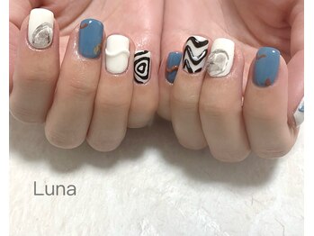 ルナ(Luna)/カジュアルネイル