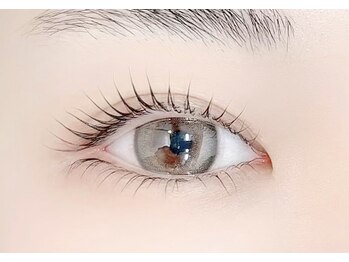 ファストラッシュ 表参道店(FAST LASH)の写真/特別な日にも映える目元へ☆上下まつげパーマ・パリジェンヌで目元のバランスが整い小顔見え効果も◎