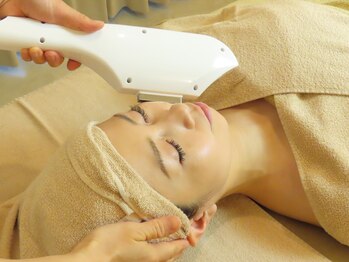 サロンニコ(salon Nico)の写真/【鼻周りの黒ずみ毛穴ケア】希少!お米のWAX×光脱毛で楽ちん♪その場で速攻つるすべ肌に!<都度払い/回数制>