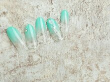 アンベリール 横浜店(Embellir)/(1762)シェル銀箔ネイル