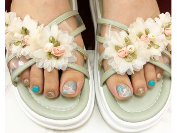 リラネイルサロン/フットアートコース6500円