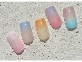グラデーションネイル