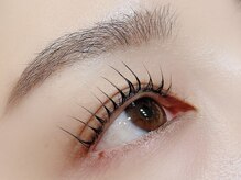 リリー(Lilly)/束感まつ毛パーマ