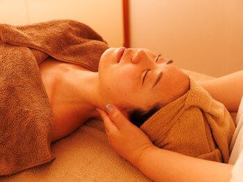 Nail＆Relaxation Salon PUA/デコルテjから肩、首まで
