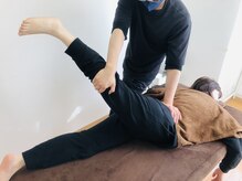 イカル 池袋(ikaru)/逆ストレッチ：下半身の血流促進