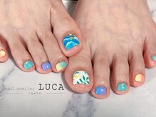 ネイルアトリエルカ(nail atelier LUCA)/M-826 カラフル夏フットネイル