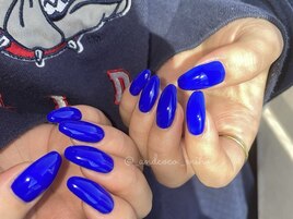 royal blue