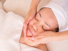 フェイシャルエステで輝く肌へ♪