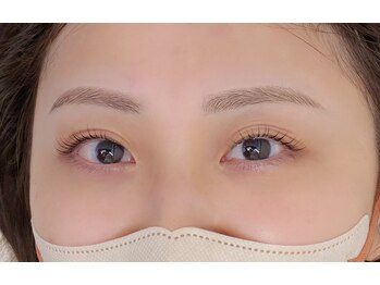 サロンドルル(Salon de Lulu)/セミアーチ眉
