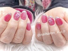 イーユービー(E.U.B)/マグネット×フレンチネイル