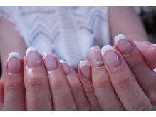 プチリリィ(Petit Lily)/白フレンチ