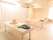 ナチュラル整体院の雰囲気(ツラい腰痛もしっかりほぐして緩和します。)