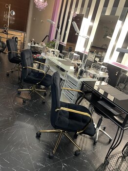 空間にこだわりがあるサロン