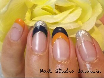 トレンドネイル 