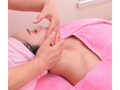 サロン 美妙(Salon)の写真