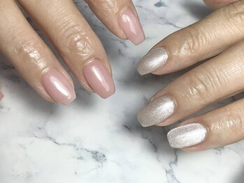 ネイル デイ 烏丸(NAIL DAY)の写真/【烏丸駅徒歩１分の好立地】ハンド/フット3980円～♪ただ安いだけでなく技術にも自信あり◎