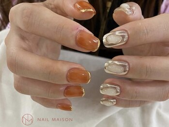 ネイルメゾン 梅田(NAIL MAISON)/メタリックぷっくりミラーネイル