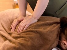 はる 滝沢店/背中もじっくりほぐします