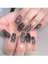 シースルーネイル/黒ネイル