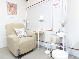 トラブルネイルもお気軽に！