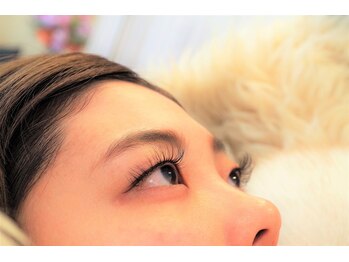 アイラッシュサロン シロ 千葉店(She-rau)/ボリュームラッシュ・千葉駅２分