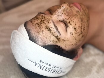 Lirea atelier Harajuku 【クリスティーナ/毛穴/ハーブピーリング/小顔/ニキビ】の写真/【毛穴黒ずみ・開き改善】ハーブデトックスケア 90分¥10,500☆毛穴×角質の悩みを改善!集中ケアコース♪