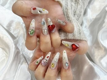 ジュティア ネイル バイ リブレイズ 京都市役所前(JuTia Nail by Live raise)の写真/SNSで人気のデザインで、指先にトレンド感をプラス★シンプル～派手なネイルまで対応します◎